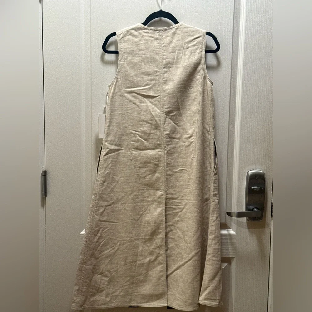 Maude Club Lennon Linen Longline Vest – Raffia Flower Buttons | Size S | NWT - Picture 4 of 6